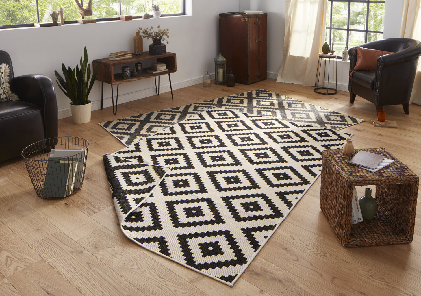 Northrugs paklājs Malta Black Cream, 160x230 cm cena un informācija | Paklāji | 220.lv