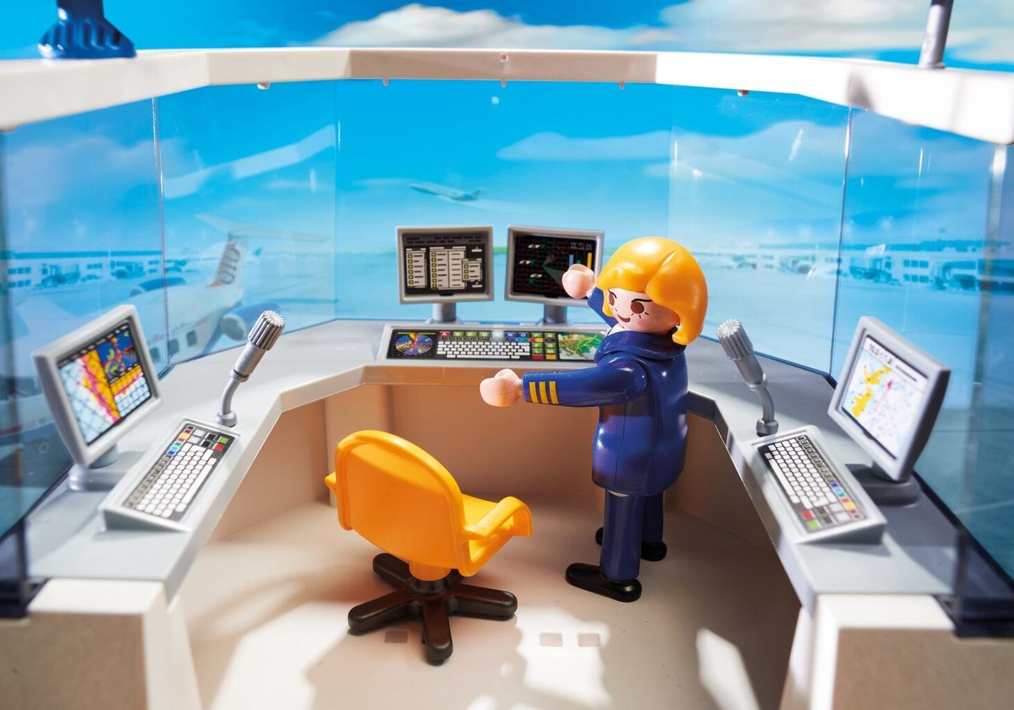 Konstruktors 5338 PLAYMOBIL® Airport with Control Tower cena un informācija | Konstruktori | 220.lv