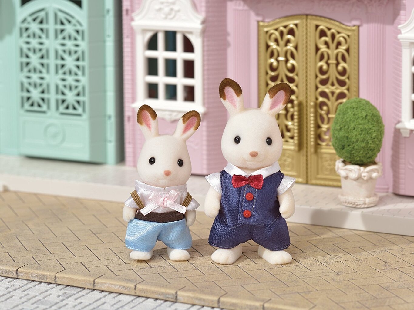 Apģērbu komplekts trušiem Sylvanian Families cena un informācija | Rotaļlietas meitenēm | 220.lv