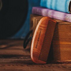 Bārdas ķemme Percy Nobleman Beard Comb цена и информация | Косметика и средства для бритья | 220.lv