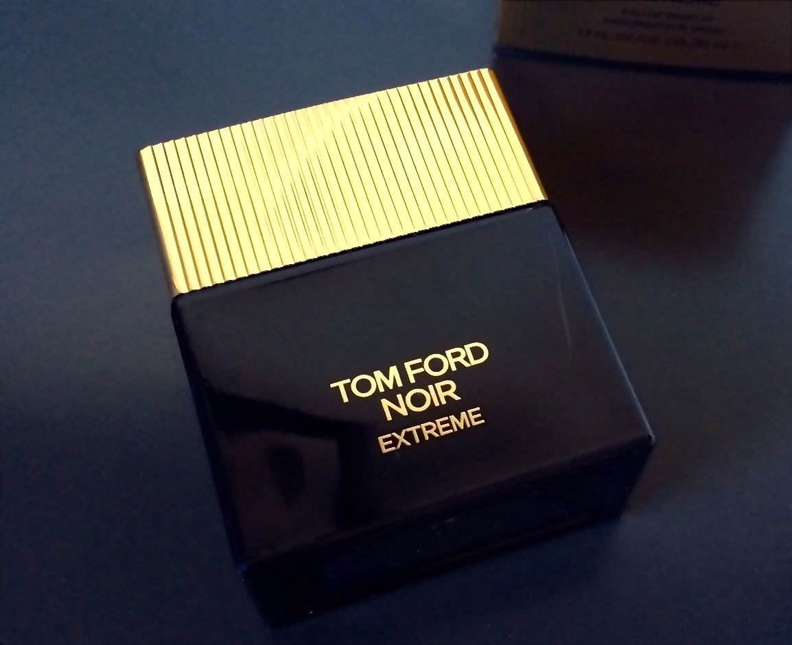 Parfimērijas ūdens Tom Ford Noir Extreme EDP vīriešiem 100 ml cena un informācija | Vīriešu smaržas | 220.lv