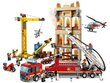60216 LEGO® City Pilsētas centra ugunsdzēsēju brigāde цена и информация | Konstruktori | 220.lv