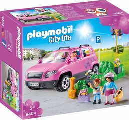 9404 PLAYMOBIL® City Life, Ģimenes auto ar autostāvvietu cena un informācija | Konstruktori | 220.lv