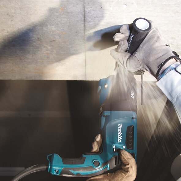 Perforators Makita SDS-plus HR2631FTJ, 800 W цена и информация | Perforatori | 220.lv