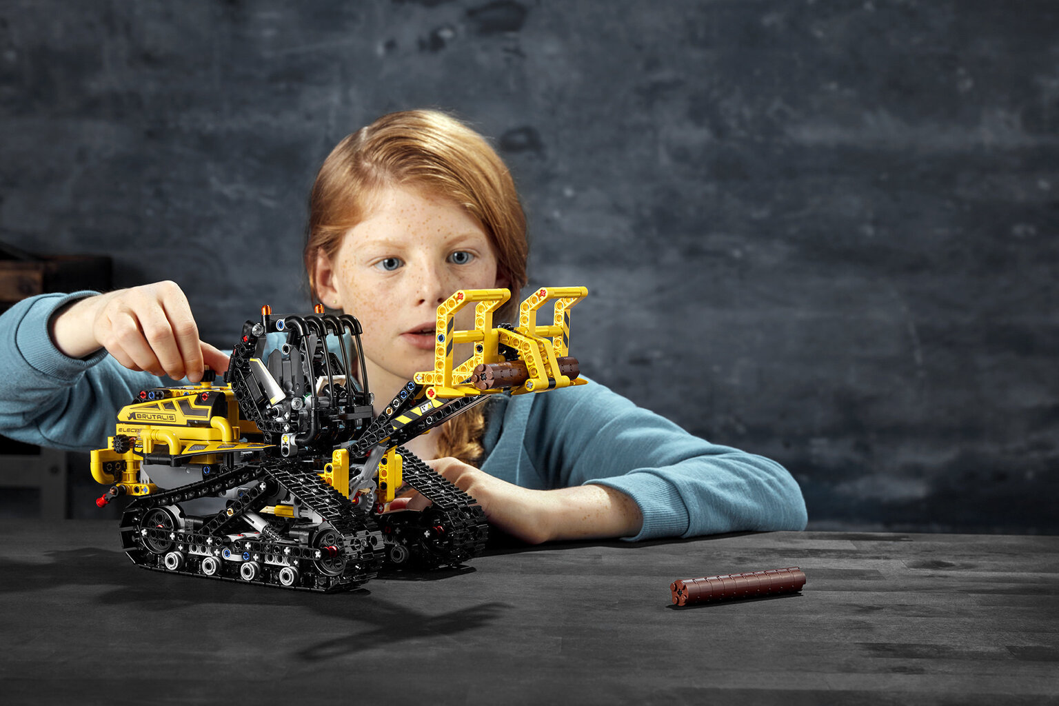 42094 LEGO® Technic kāpurķēžu iekrāvējs цена и информация | Konstruktori | 220.lv