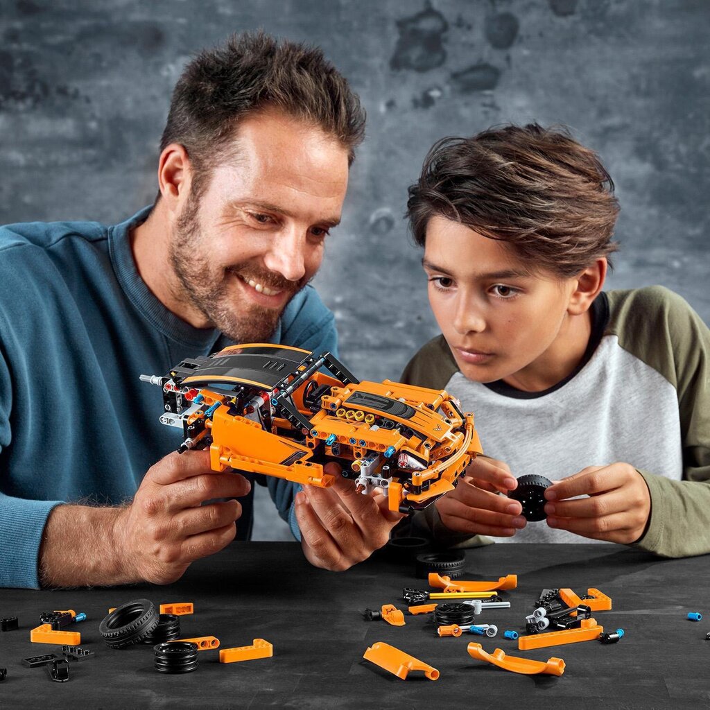 42093 LEGO® Technic Chevrolet Corvette ZR1 цена и информация | Konstruktori | 220.lv