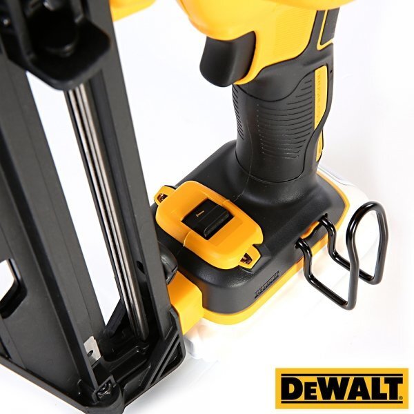 Pneimatiska naglu pistole DeWalt DCN660N 18 V cena un informācija | Rokas instrumenti | 220.lv