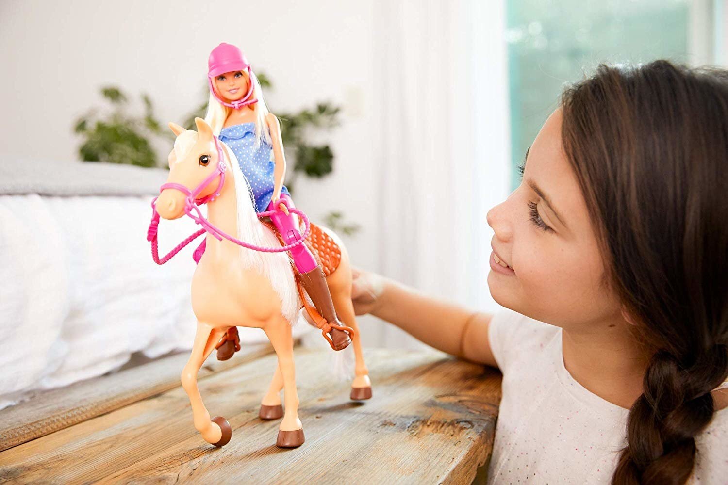 Lelle Barbie ar zirgu, FXH13 cena un informācija | Rotaļlietas meitenēm | 220.lv