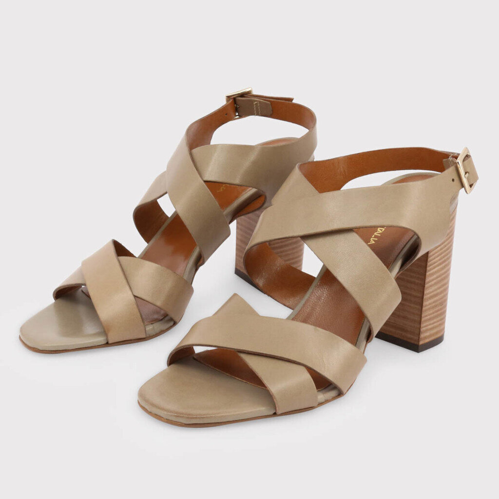 Ādas sandales Made in Italia, 3089 cena un informācija | Sieviešu sandales | 220.lv