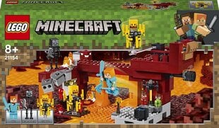 21154 LEGO® Minecraft Пылающий мост цена и информация | Конструкторы и кубики | 220.lv