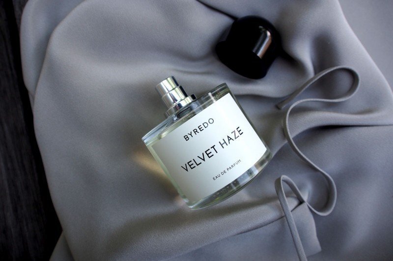 Parfimērijas ūdens Byredo Velvet Haze EDP sievietēm/vīriešiem, 50ml cena un informācija | Sieviešu smaržas | 220.lv