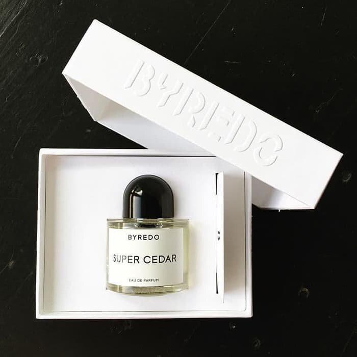 Parfimērijas ūdens Byredo Super Cedar EDP sievietēm/vīriešiem 50 ml цена и информация | Sieviešu smaržas | 220.lv