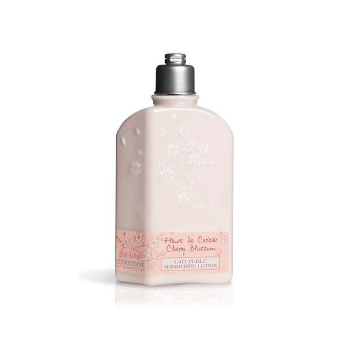 Ķermeņa losjons L'Occitane Cherry Blossom Body Milk 250 ml cena un informācija | Ķermeņa krēmi, losjoni | 220.lv