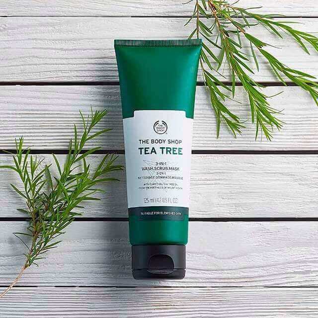 Sejas skrubis The Body Shop Tea Tree 3 in 1 125 ml цена и информация | Sejas ādas kopšana | 220.lv