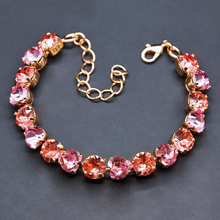 Aproce "Tieši Tev II (Rose Peach)" ar Swarovski™ kristāliem цена и информация | Rokassprādzes | 220.lv