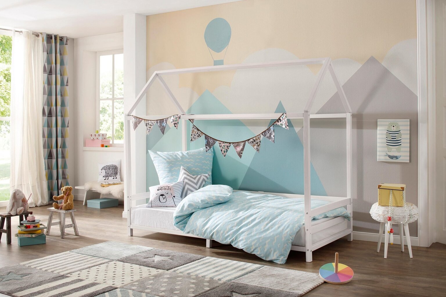 Bērnu gulta - mājiņa Notio Living Ellen ar žogu, balta цена и информация | Bērnu gultas | 220.lv