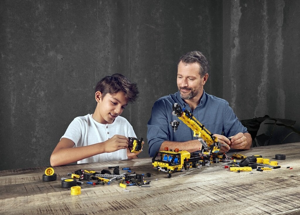 42108 LEGO® Technic Autoceltnis cena un informācija | Konstruktori | 220.lv