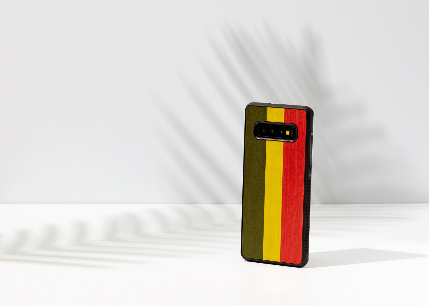 MAN&WOOD SmartPhone case Galaxy S10 Plus reggae black цена и информация | Telefonu vāciņi, maciņi | 220.lv