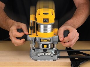 Freza Dewalt 900W 55mm - D26203 cena un informācija | Frēzes | 220.lv