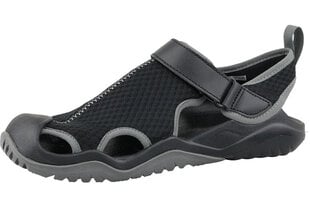 Crocs™ мужские сандалии Swiftwater Mesh Deck, черные цена и информация | Crocs Одежда, обувь и аксессуары | 220.lv