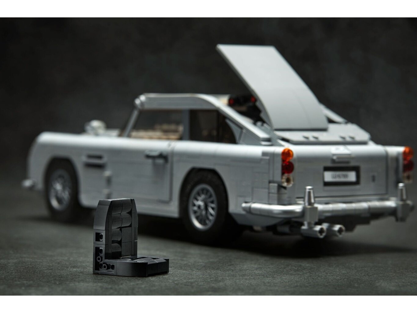 10262 LEGO® Creator Expert James Bond Aston Martin DB5 cena un informācija | Konstruktori | 220.lv