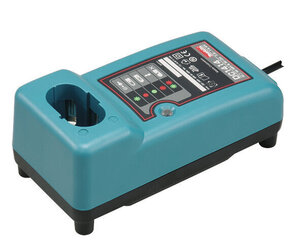 Зарядное устройство для аккумуляторов Makita DC1414193864-0 цена и информация | Шуруповерты, дрели | 220.lv