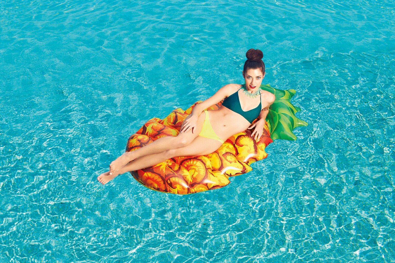 Piepūšamais plosts Bestway Pineapple, 174x96 cm цена и информация | Piepūšamās rotaļlietas un pludmales preces | 220.lv