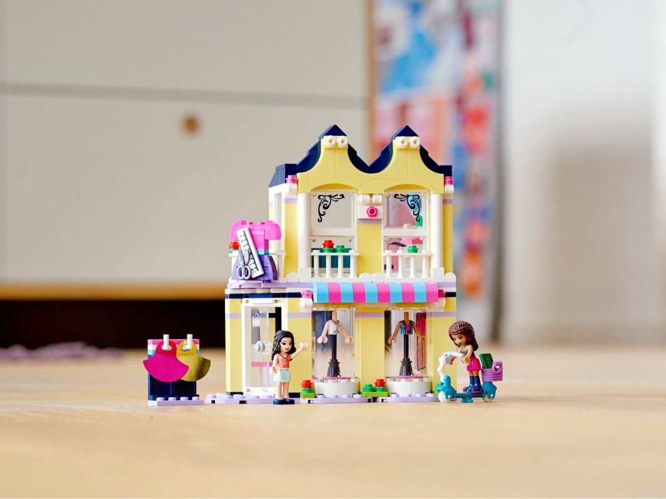 41427 LEGO® Friends Emmas apģērbu veikaliņš cena un informācija | Konstruktori | 220.lv