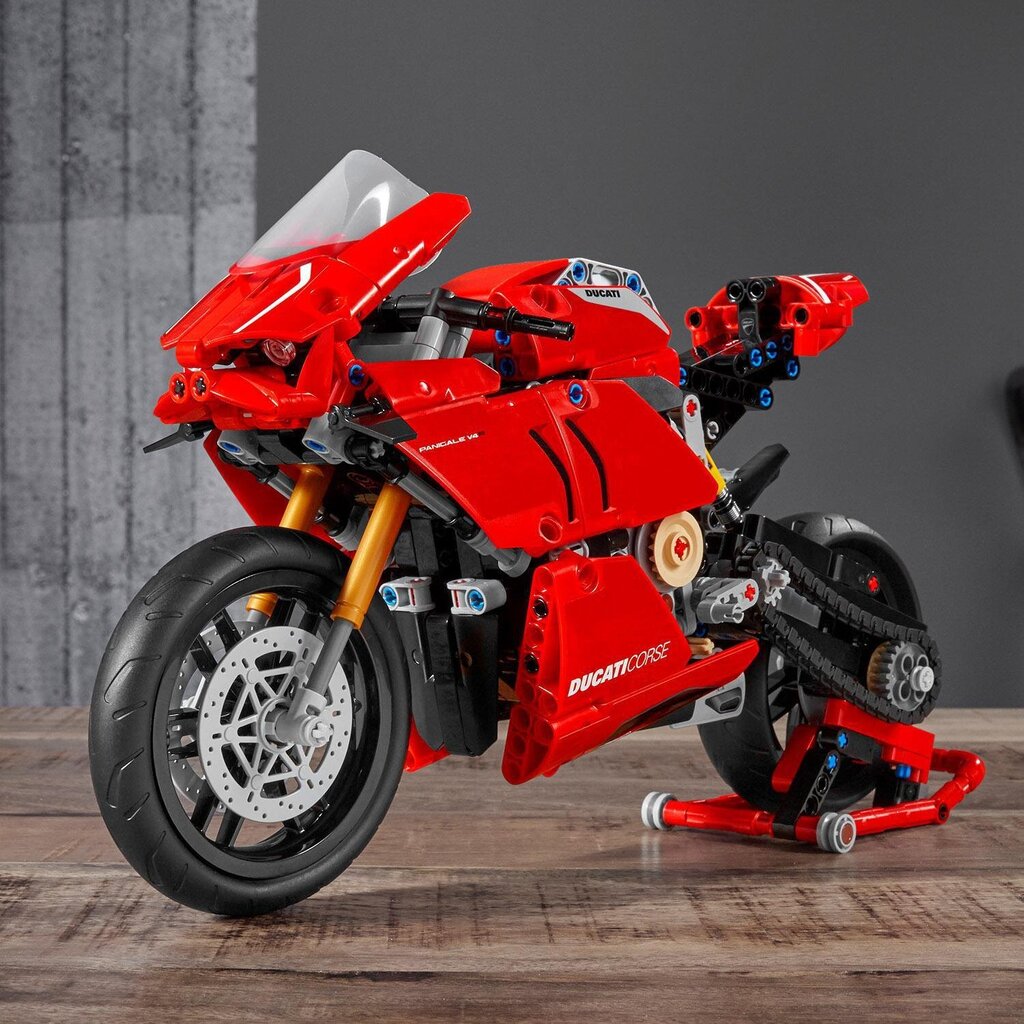 42107 LEGO® Technic Ducati Panigale V4 R цена и информация | Konstruktori | 220.lv