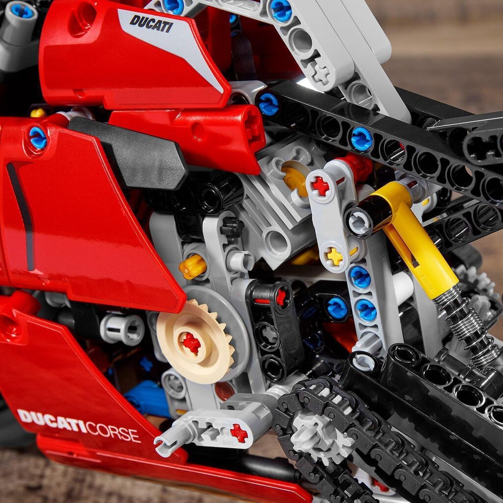 42107 LEGO® Technic Ducati Panigale V4 R cena un informācija | Konstruktori | 220.lv