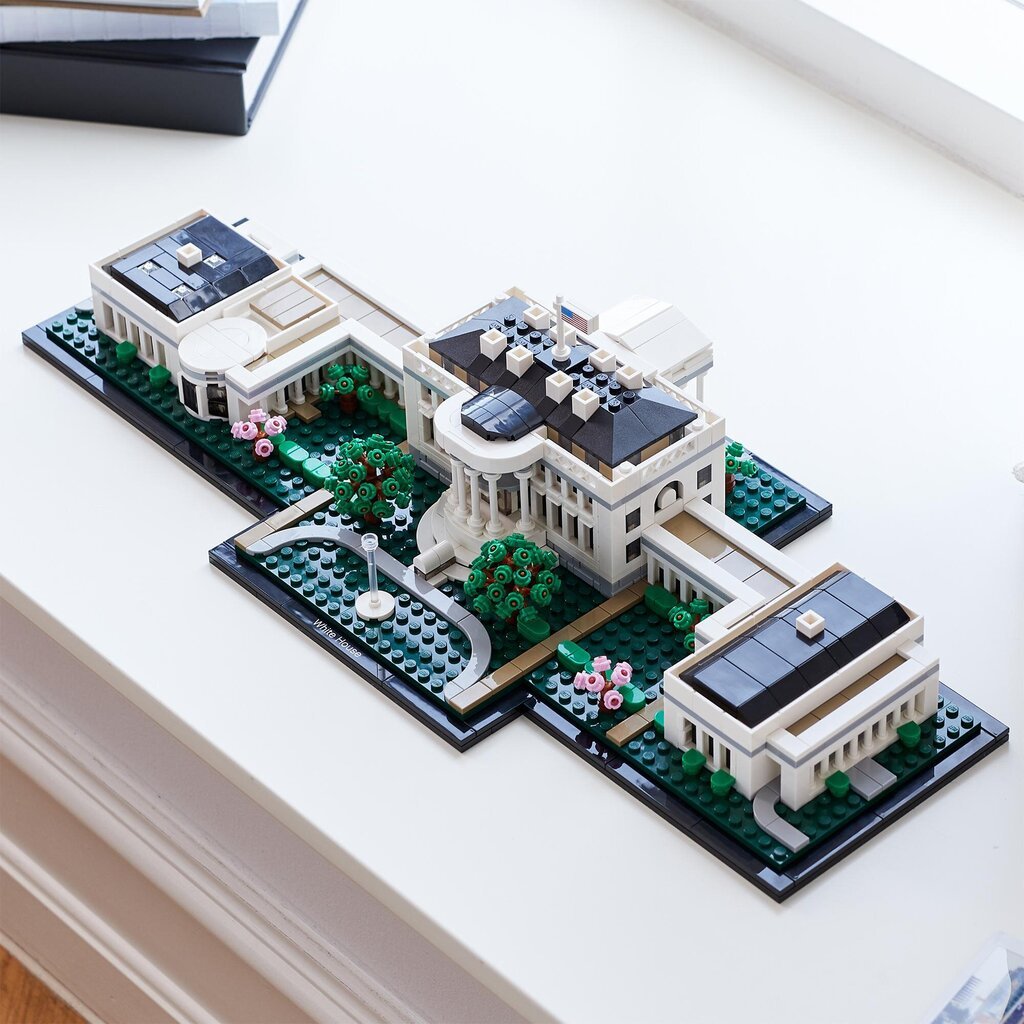21054 LEGO® Architecture Baltais nams cena un informācija | Konstruktori | 220.lv
