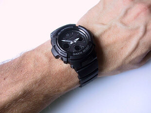 Pulkstenis Casio G-Shock AWG-M100B-1AER цена и информация | Мужские часы | 220.lv