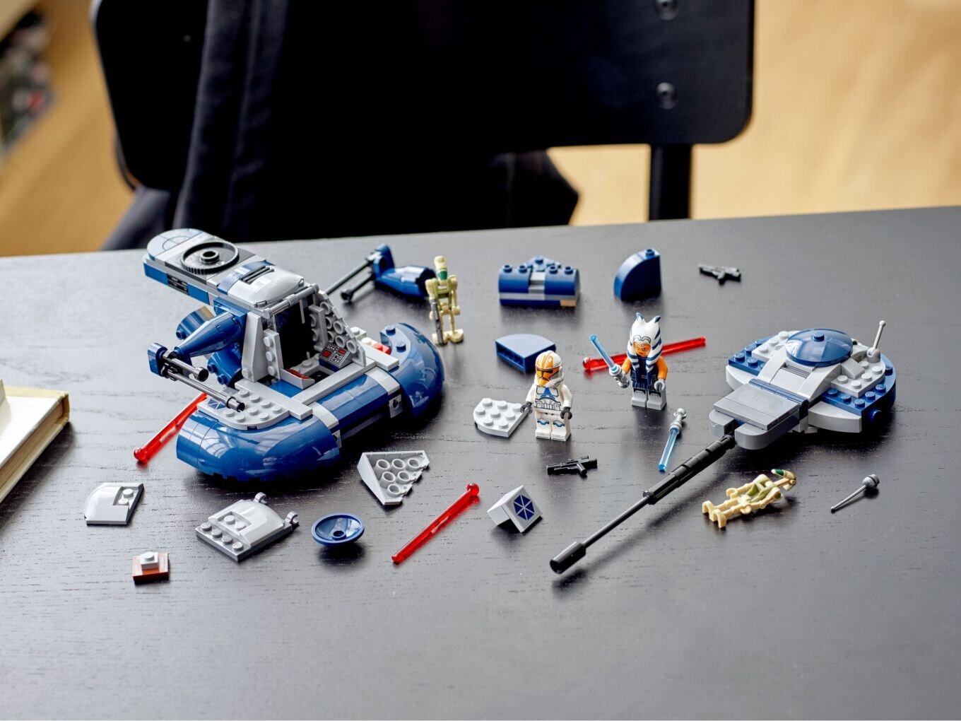 75283 LEGO® Star Wars Bruņots tanks uzbrukumiem (AAT) cena un informācija | Konstruktori | 220.lv