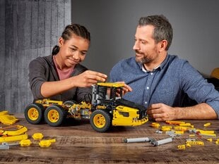 42114 LEGO® Technic 6x6 Volvo pašizgāzējs ar enģēm cena un informācija | Konstruktori | 220.lv