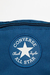 Converse Rokassoma uz vidukļa Sling Pack Lemongrass Blue cena un informācija | Sieviešu somas | 220.lv