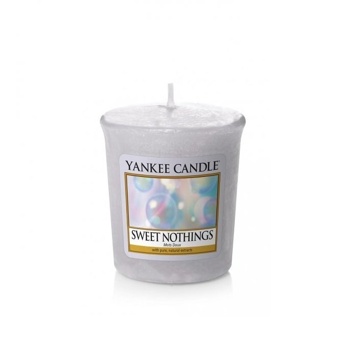 Aromātiskā svece Yankee Candle Votive Sweet Nothings 49 g цена и информация | Sveces un svečturi | 220.lv