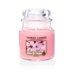 Aromātiskā svece Yankee Candle Medium Jar Cherry Blossom 411 g cena un informācija | Sveces un svečturi | 220.lv