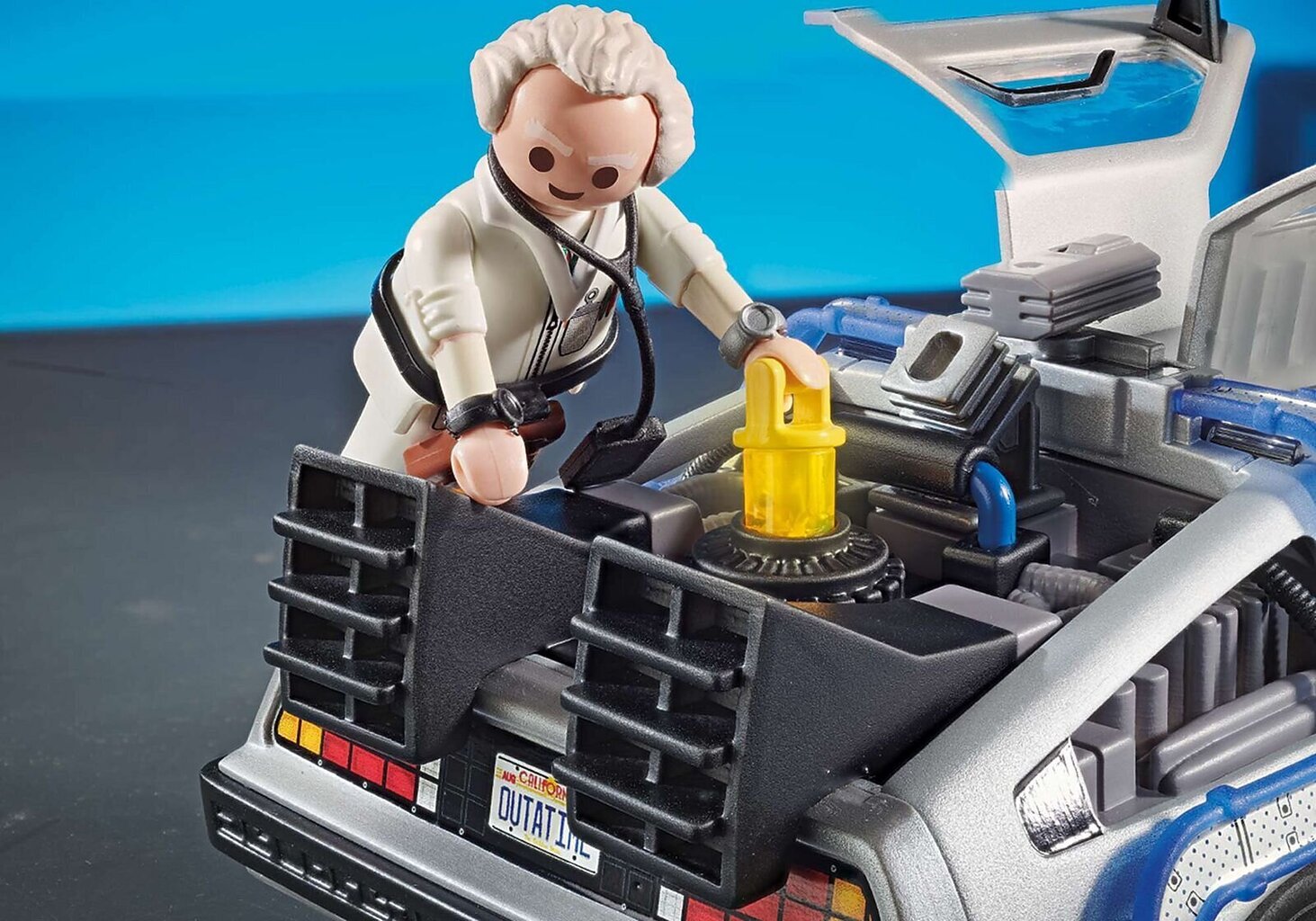 70317 PLAYMOBIL® Back to the future DeLorean cena un informācija | Konstruktori | 220.lv