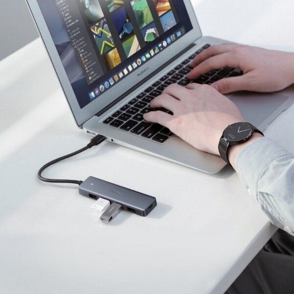 Centrmezgls Ugreen CM219 USB 3.0, USB-C, micro USB, pelēks цена и информация | Adapteri un USB centrmezgli | 220.lv