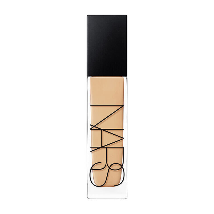 Šķidrais grima pamats Nars Natural Radiant, 30 ml cena un informācija | Grima bāzes, tonālie krēmi, pūderi | 220.lv