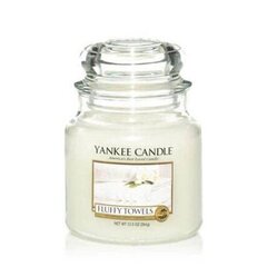 Ароматическая свеча Yankee Candle Fluffy Towels, 411 г цена и информация | Подсвечники, свечи | 220.lv