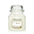 Aromātiskā svece Yankee Candle Fluffy Towels 411 g