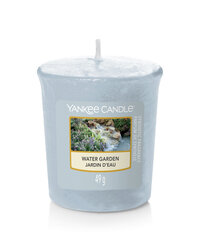 Ароматическая свеча Yankee Candle Water Garden 49 г цена и информация | Подсвечники, свечи | 220.lv