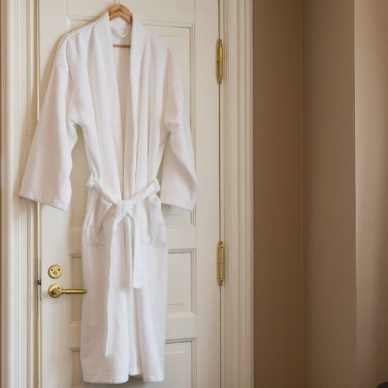 Lightfiber ™ vieglais halāts XL balts cena un informācija | Vīriešu halāti, pidžamas | 220.lv
