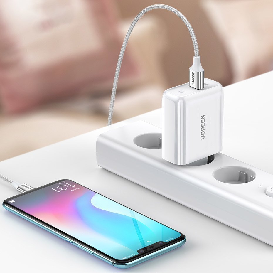 Lādētājs Ugreen USB / C tips 36 W QC 4.0 Barošanas avots cena un informācija | Lādētāji un adapteri | 220.lv