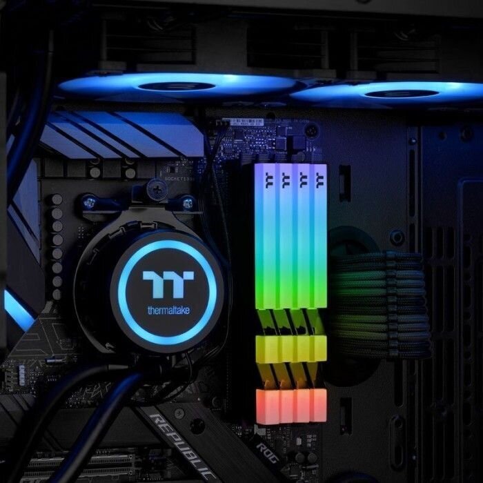 Thermaltake R009D408GX2-3200C16A цена и информация | Operatīvā atmiņa (RAM) | 220.lv