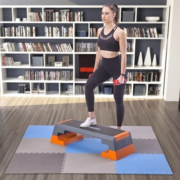 Aizsargājošs grīdas paklājs One Fitness 60x60x1 cm, 9 gab, zils/pelēks цена и информация | Piederumi un aksesuāri trenažieriem | 220.lv