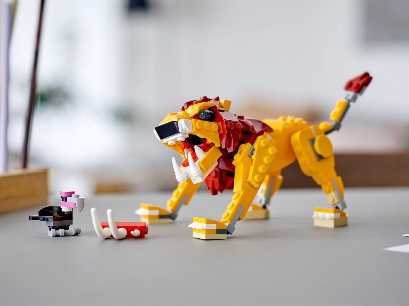 31112 LEGO® Creator Savvaļas lauva cena un informācija | Konstruktori | 220.lv
