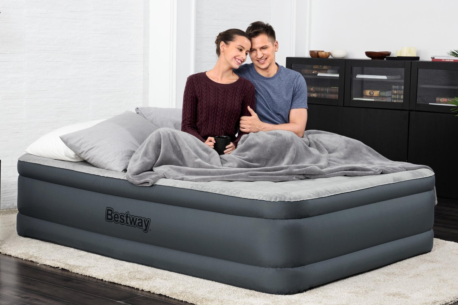 Piepūšamais matracis Bestway Fortech Queen 203x152x46 cm, ar integrētu pumpi цена и информация | Piepūšamie matrači un mēbeles | 220.lv