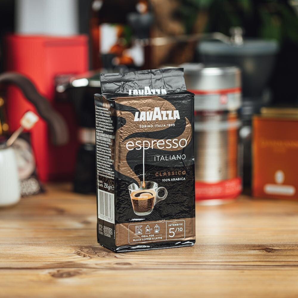 Maltā kafija Lavazza Espresso, vakuuma iepakojumā 250g цена и информация | Kafija, kakao | 220.lv